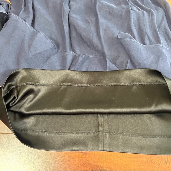 ST. JOHN Designer Mini Dress Asymmetrical Silk Navy Black Sleeveless Size 10 - Picture 12 of 13